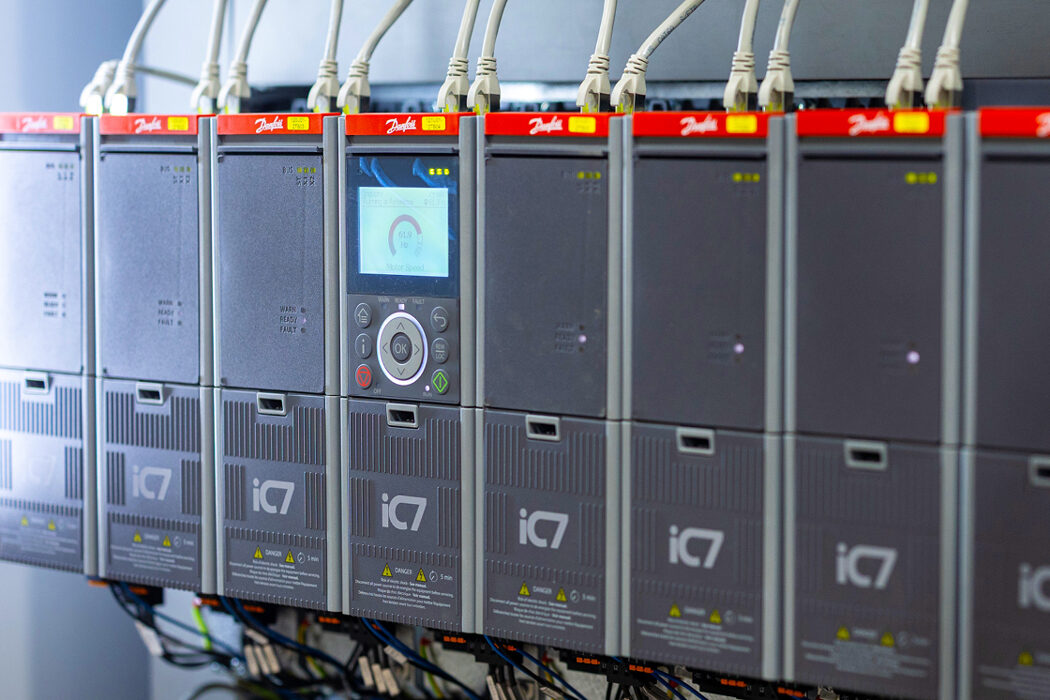 Familia Danfoss iC7 — variadores de frecuencia industriales