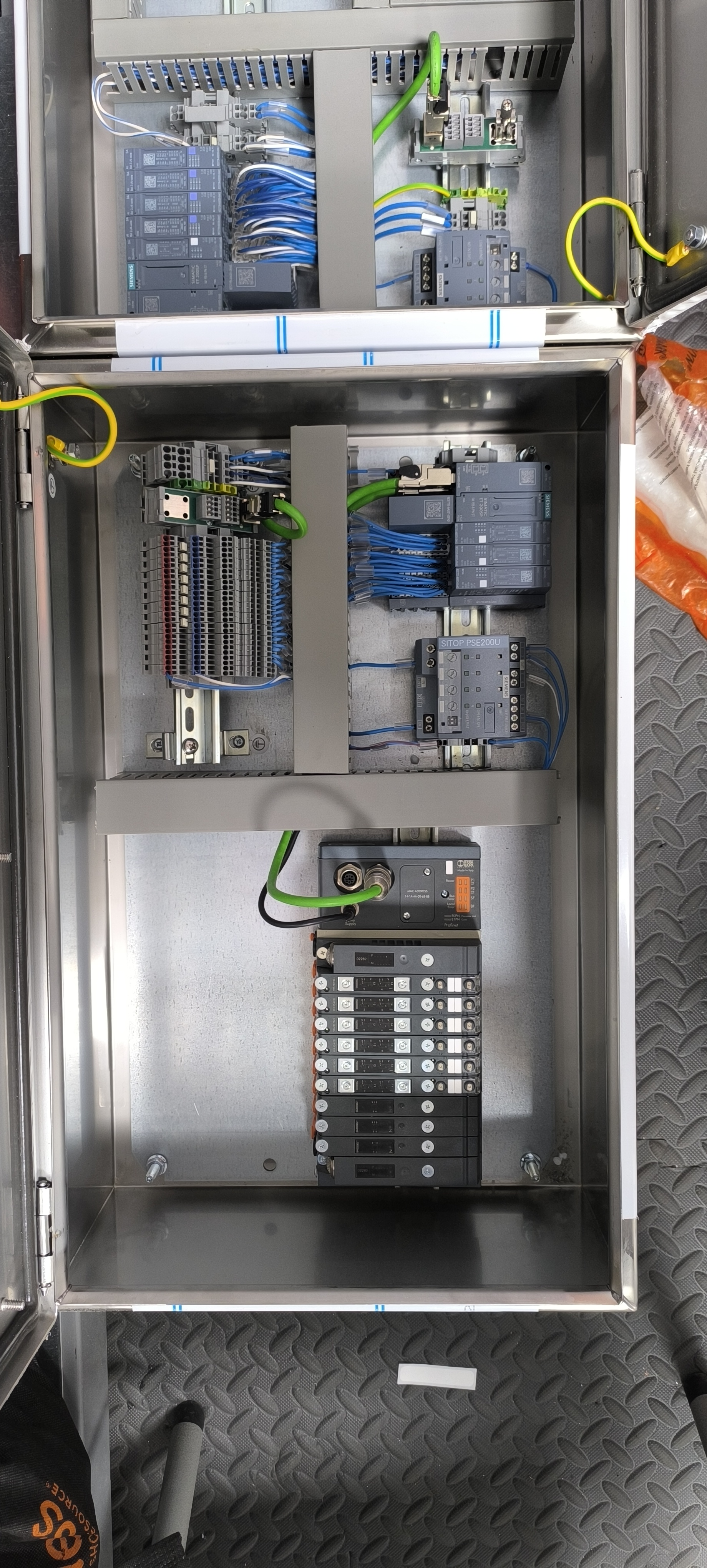 Panel PLC sección inferior